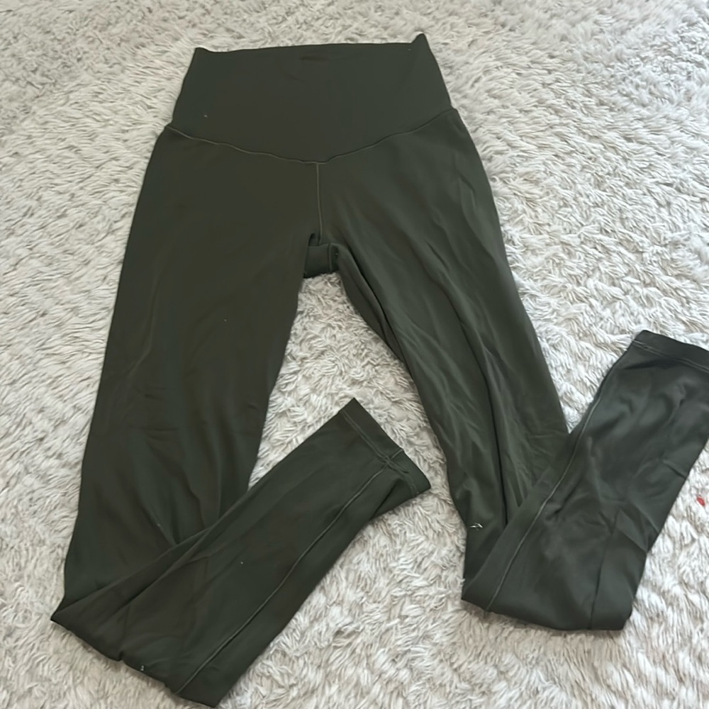 OFFLINE by aerie. Olive green leggings